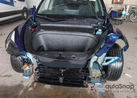 2023 Tesla Model Y Performance Dual Motor All-Wheel Drive from USA, damaged, VIN 7SAYGDEF9PF709592